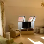 Villa Garden With Pool Access KLV