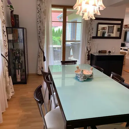 Garden With Pool Access 빌라