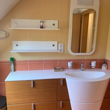 빌라 Garden With Pool Access